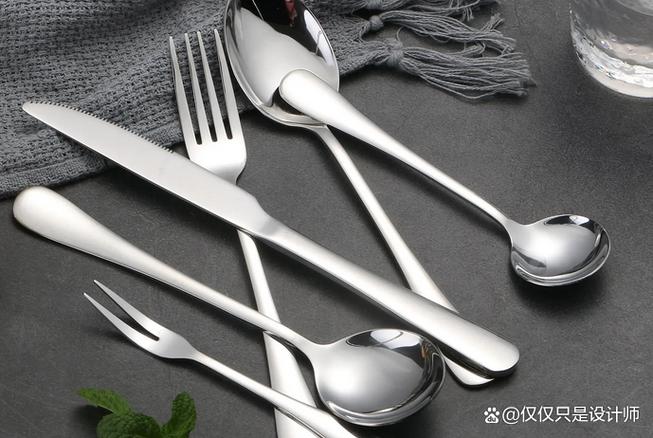 304不锈钢餐具与410不锈钢餐具:哪种更安全?
